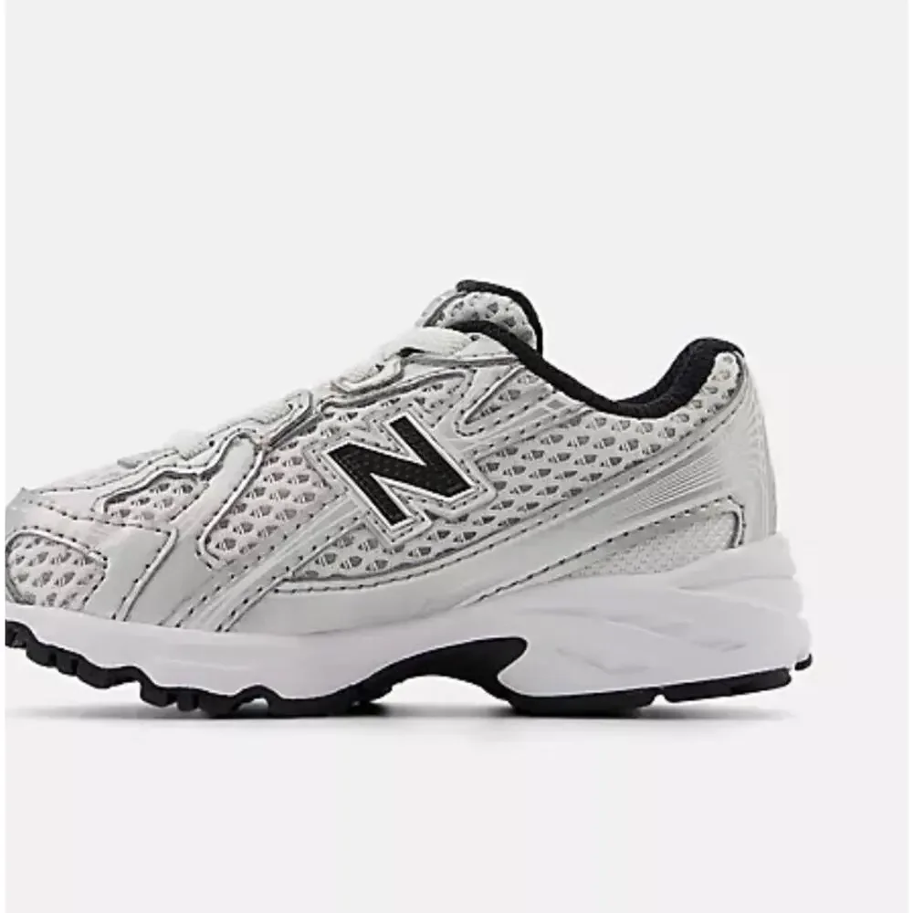 Copied - New Balance 740 Bungee Lace Sz 13 kids $75 retail